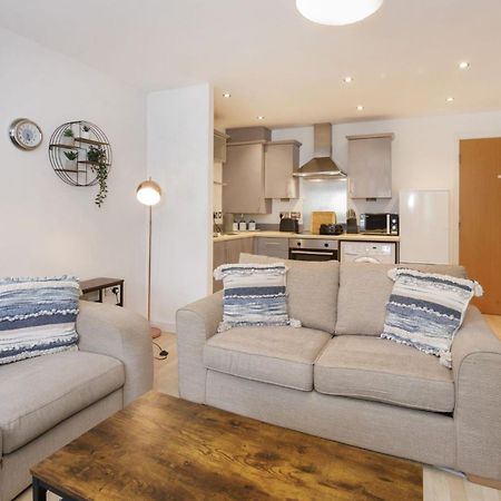1 Liber House With Free Onsite Parking Villa York Buitenkant foto